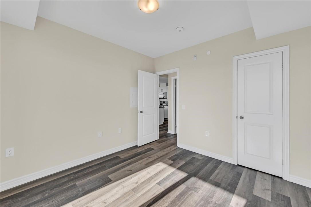 2750 King Street E|Unit #706