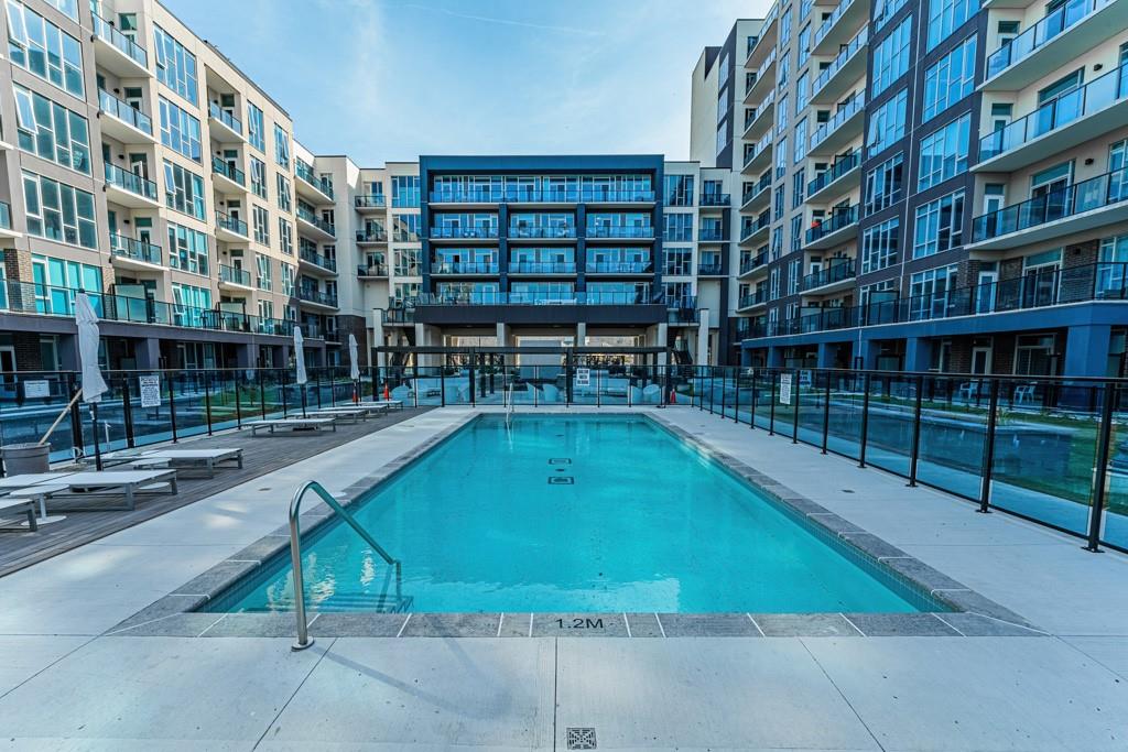 16 Concord Place|Unit #PH613