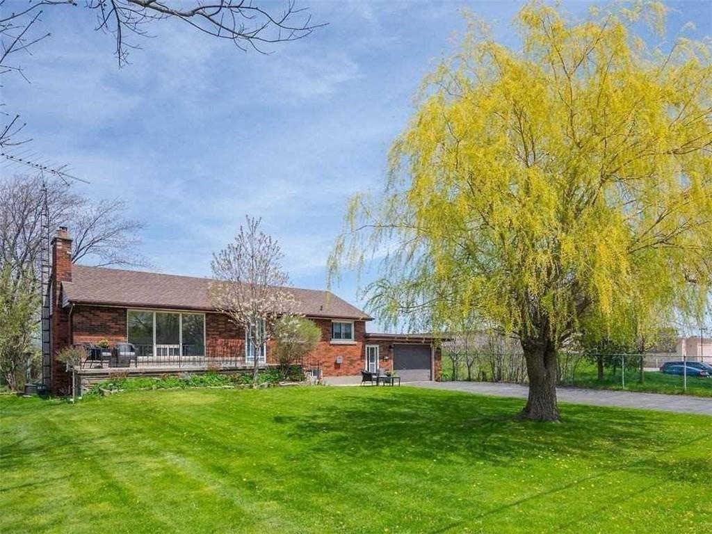 20 Highland (Upper) West Road W