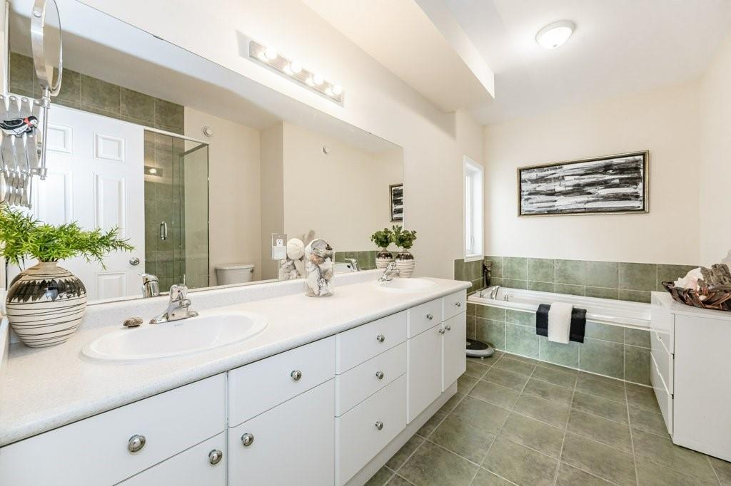 3 Gatewood Court