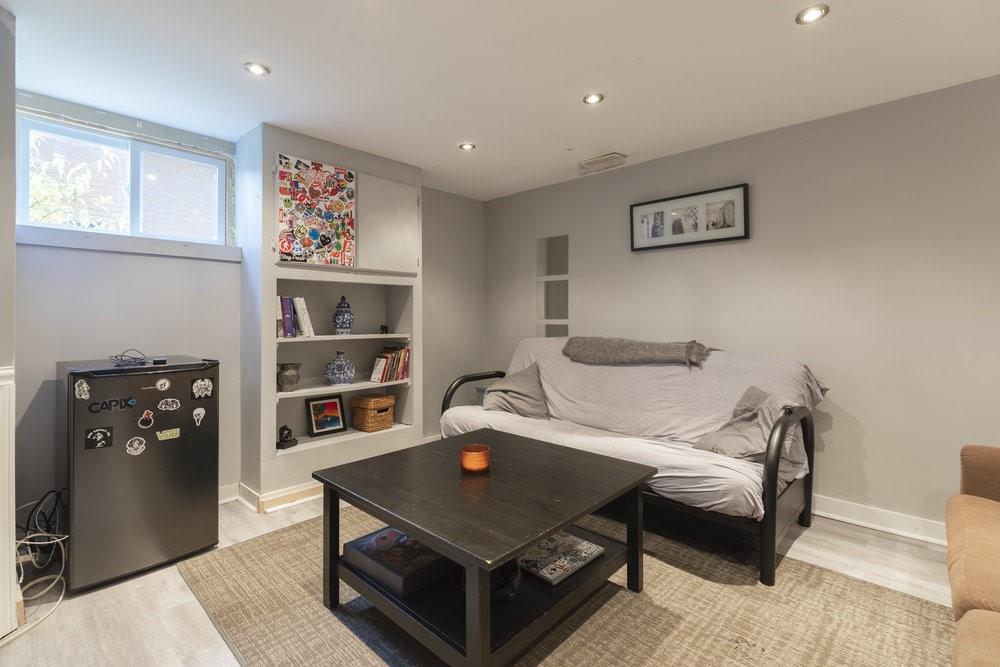 79 West 32nd Street