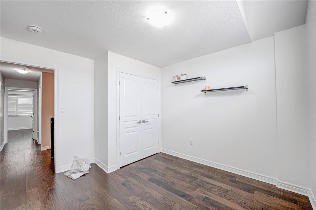 74 Dodman Crescent