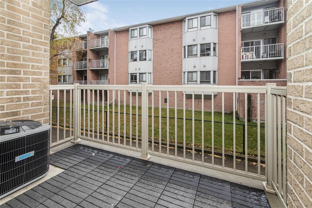 56 KERMAN Avenue|Unit #109