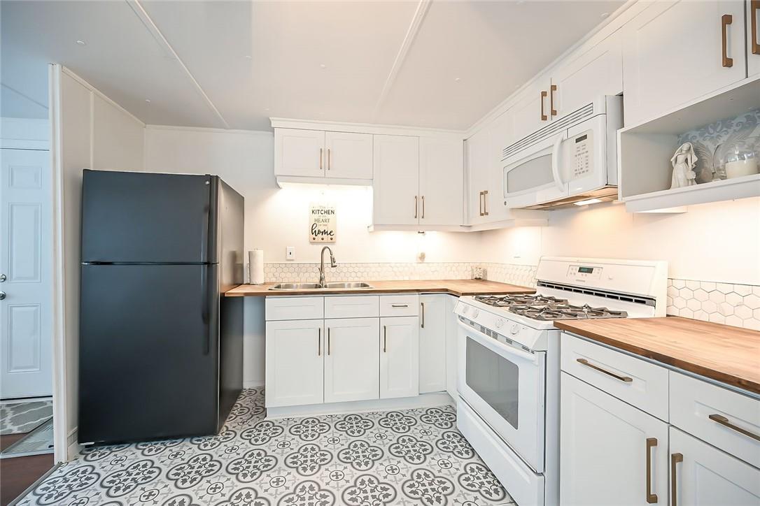 2189 Dundas Street|Unit #84