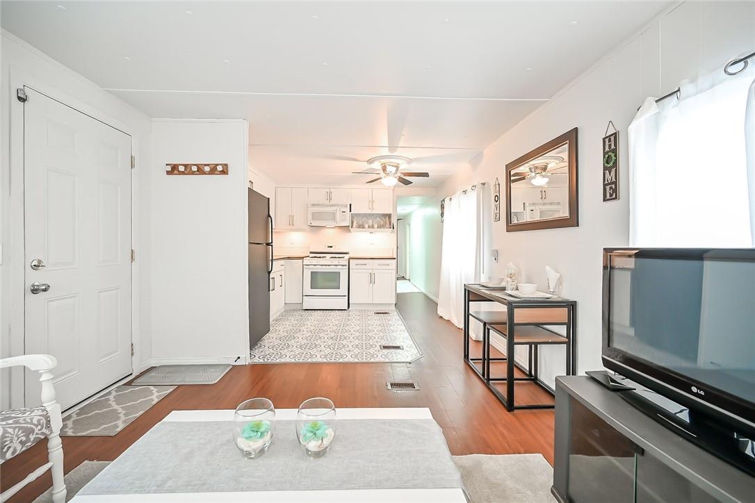 2189 Dundas Street|Unit #84