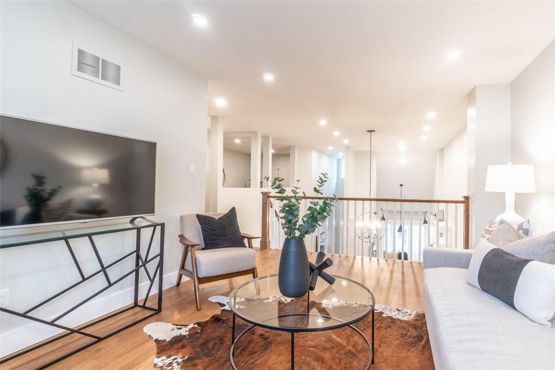 3045 NEW Street|Unit #5