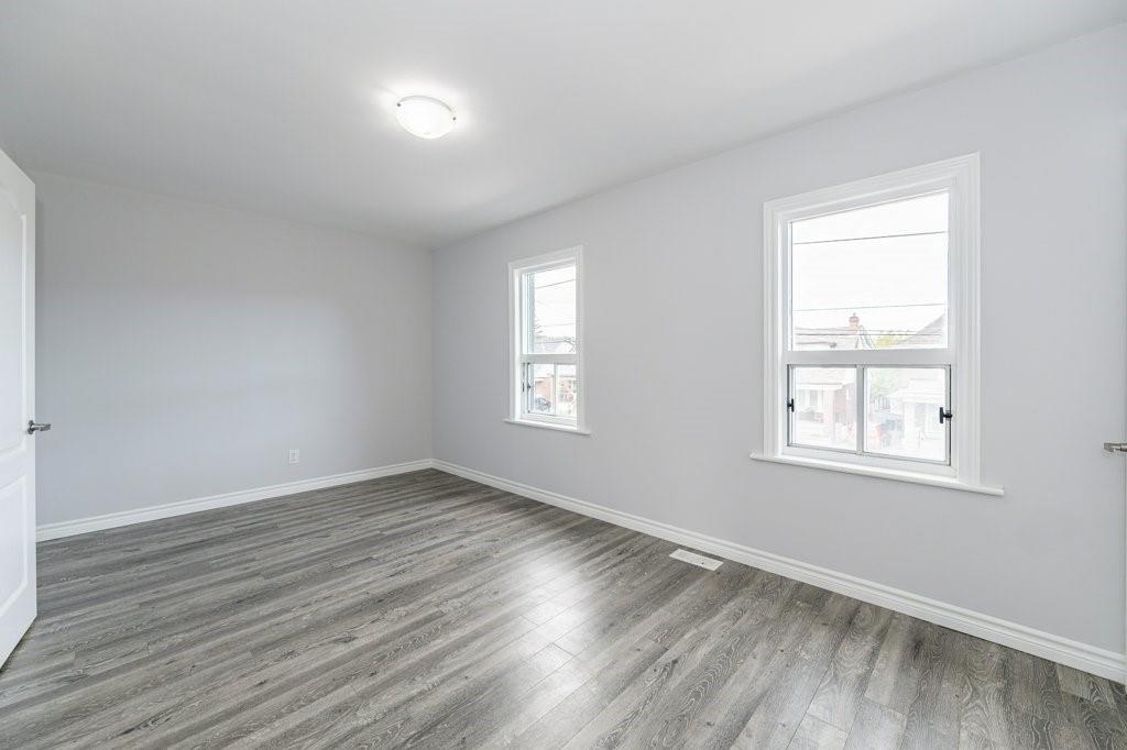 46.5 GAGE Avenue N
