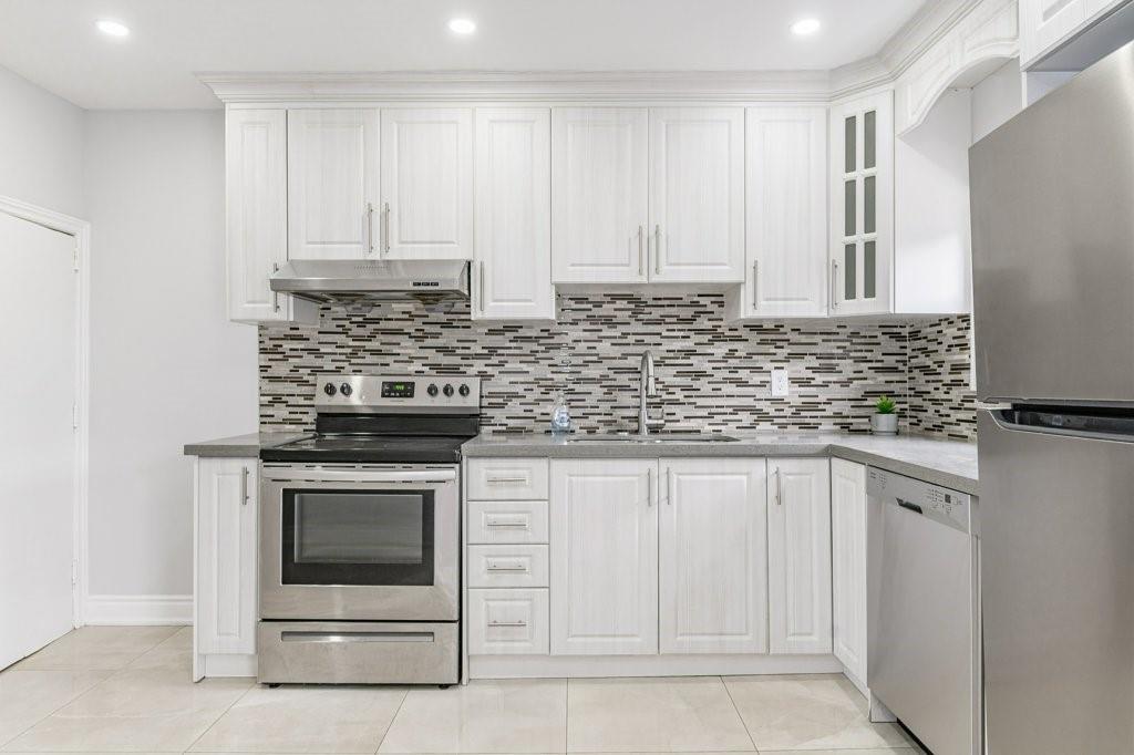 46.5 GAGE Avenue N