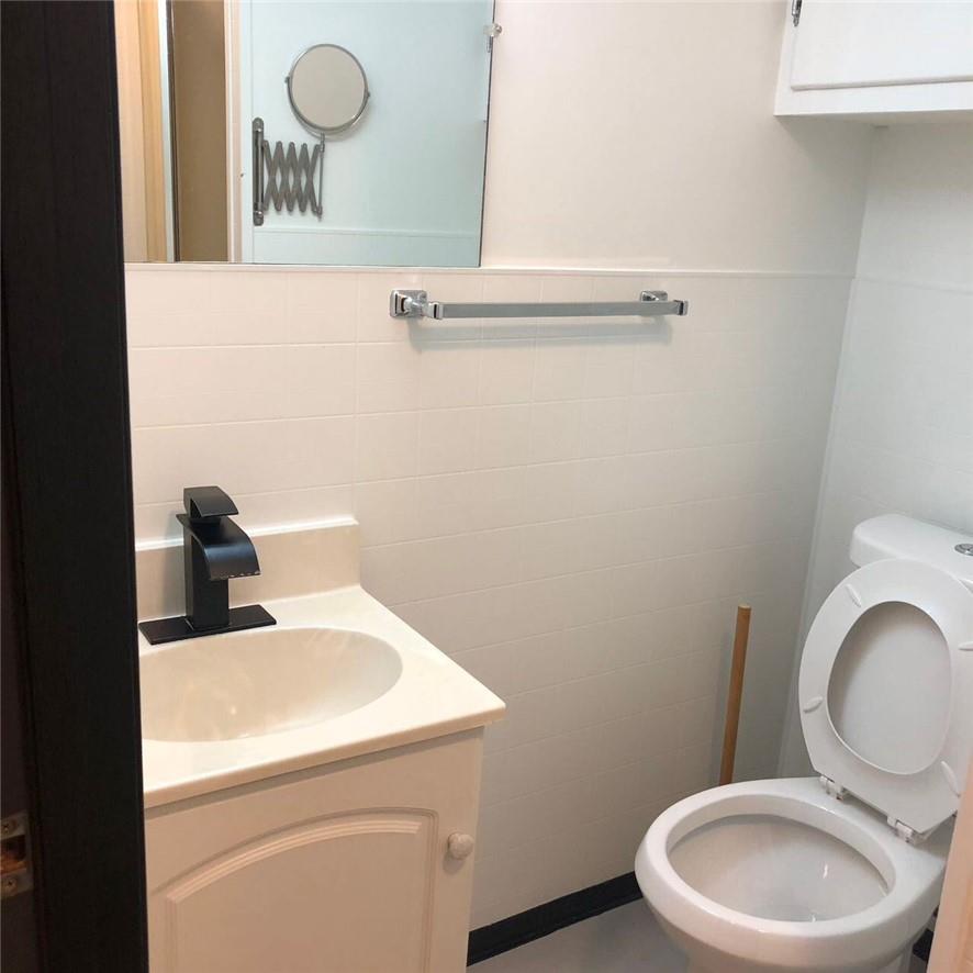 245 WEST 33RD Street