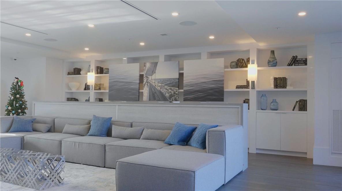 16 CONCORD Place|Unit #647
