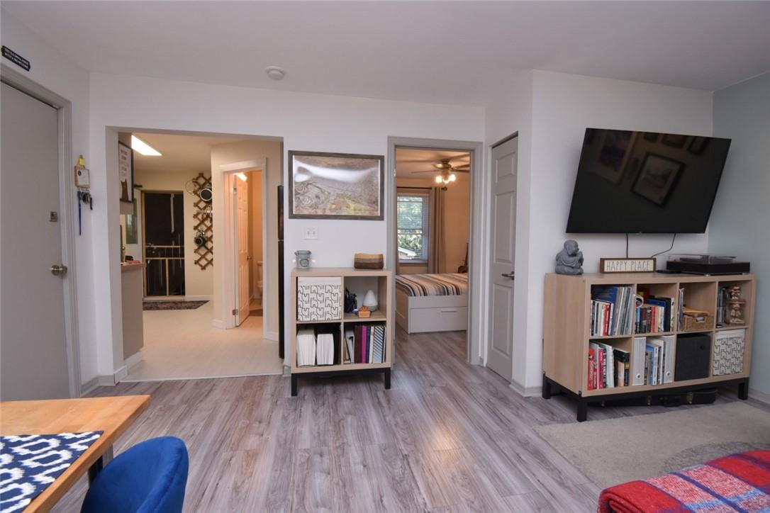 356 Hunter Street E|Unit #10