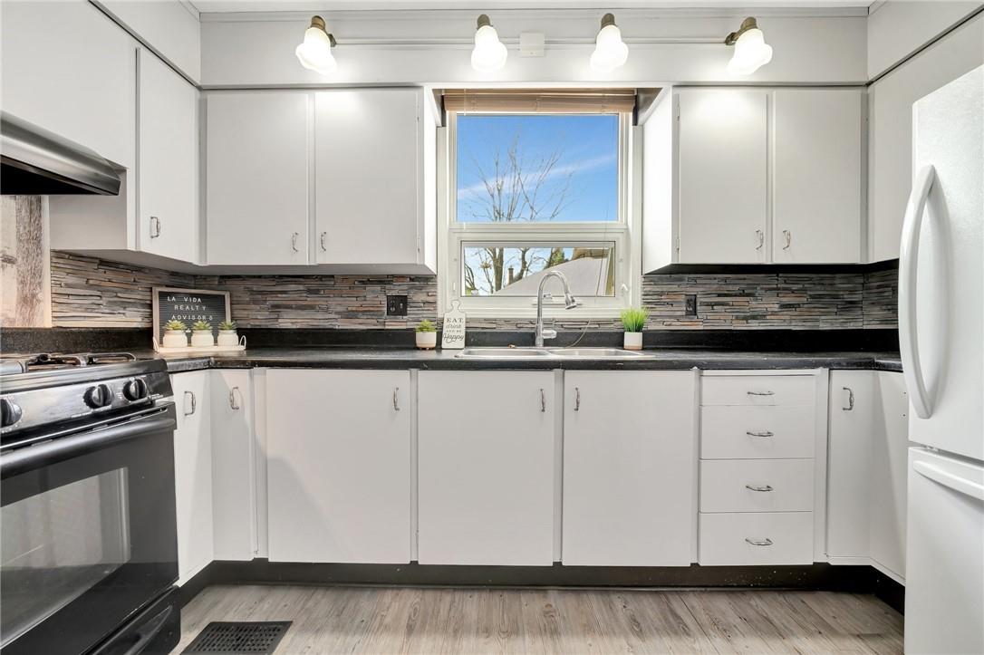 34 East 44th Street