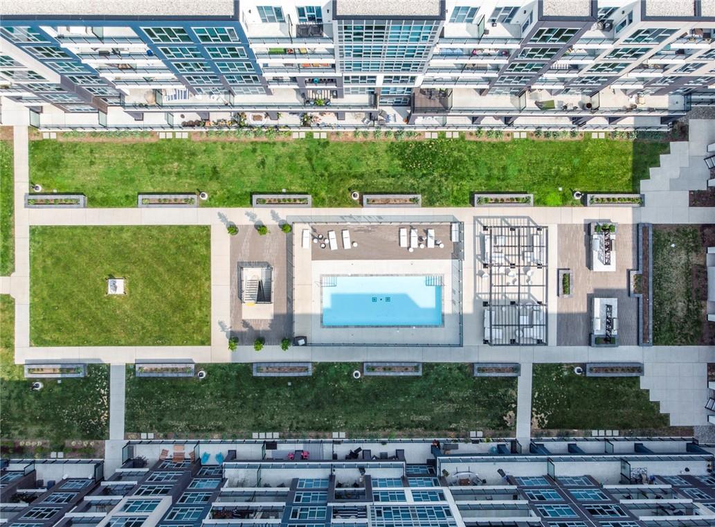 16 Concord Place|Unit #218