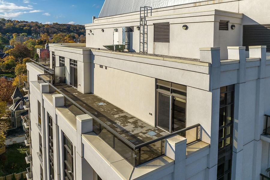 81 ROBINSON Street|Unit #1106