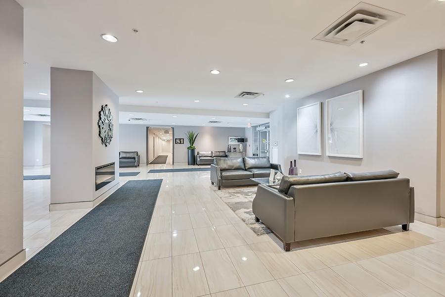 81 ROBINSON Street|Unit #1106