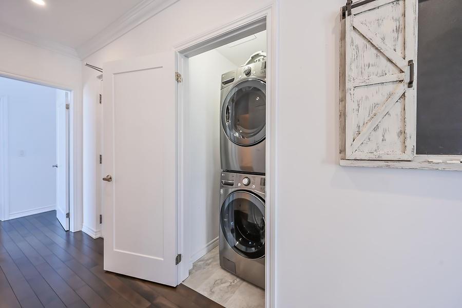 81 ROBINSON Street|Unit #1106