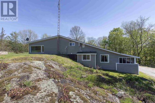 515 Gananoque Lake RD, Leeds and The 1000 Islands