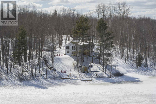 1140 Phillips LN, Central Frontenac