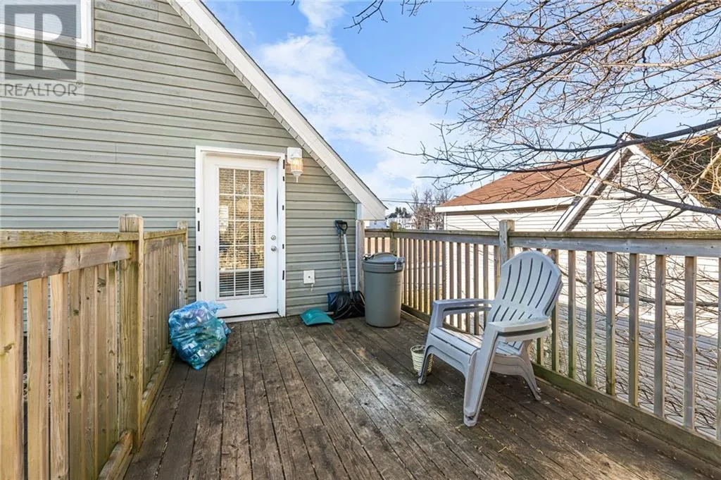 6-8 Jubilee Avenue