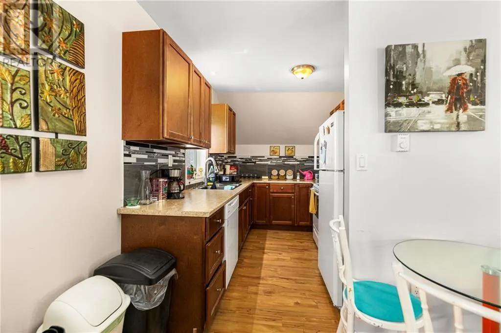 6-8 Jubilee Avenue