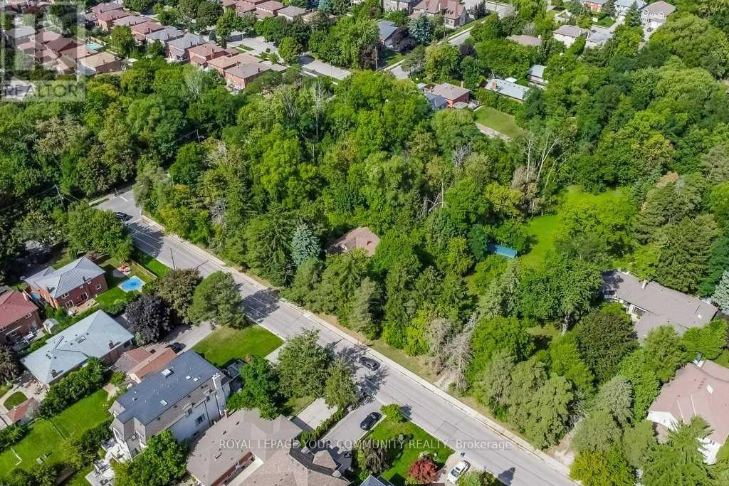 108 YONGEHURST ROAD