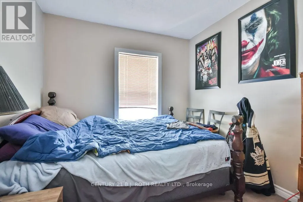 8 SUMMERSET PLACE