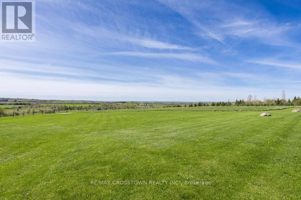 5556 10TH SIDEROAD ROAD