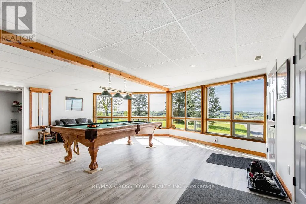 5556 10TH SIDEROAD ROAD
