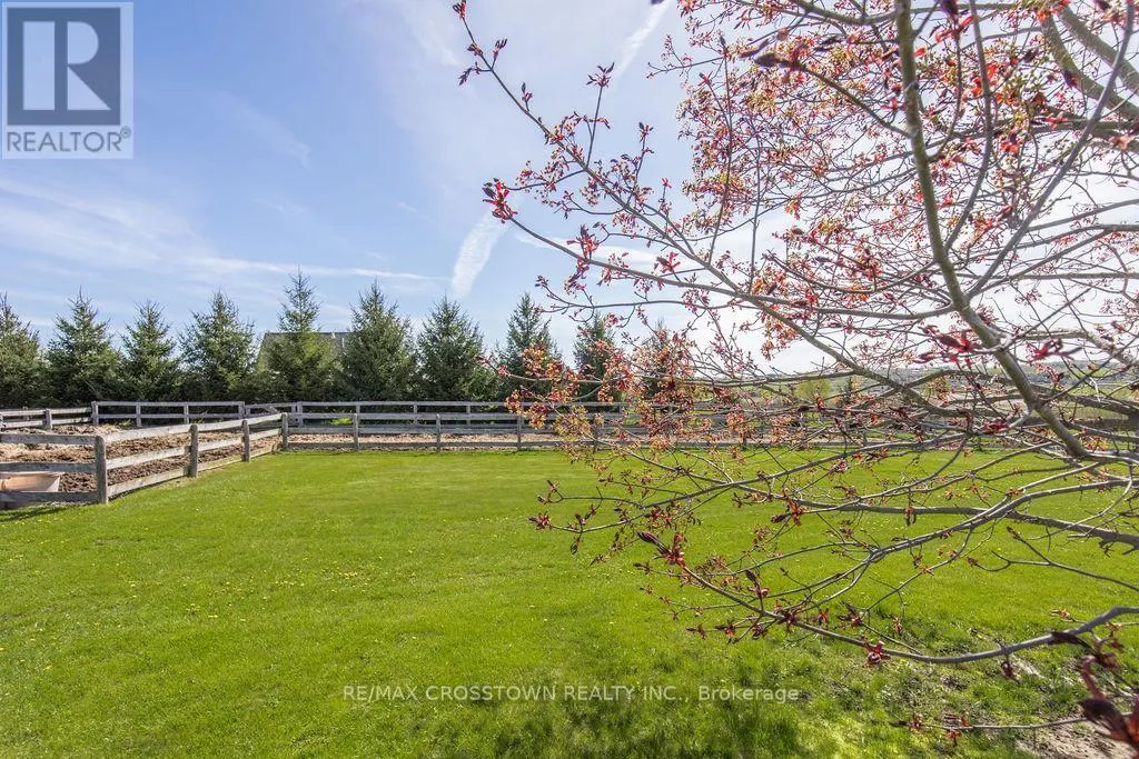 5556 10TH SIDEROAD ROAD