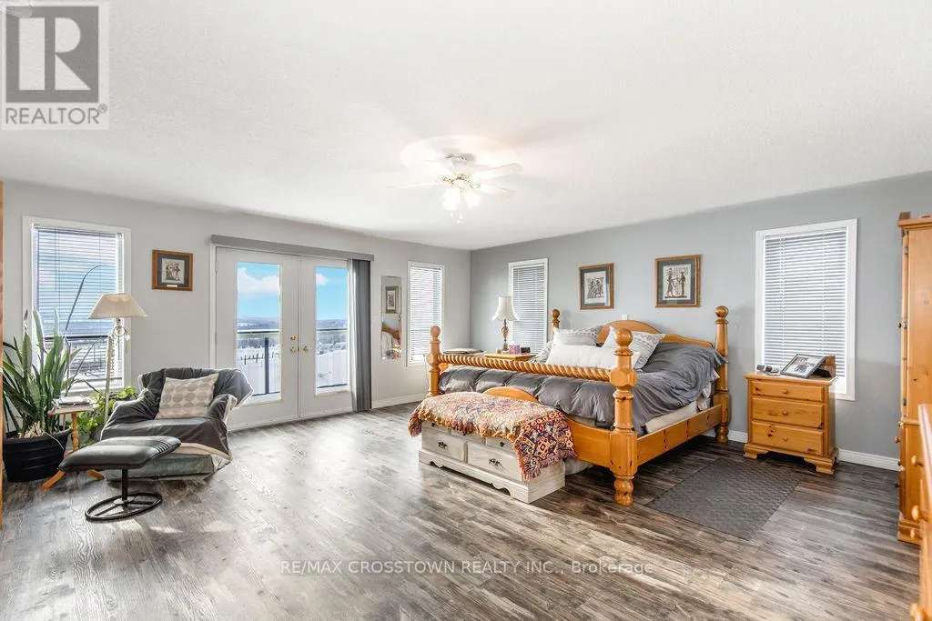 5556 10TH SIDEROAD ROAD