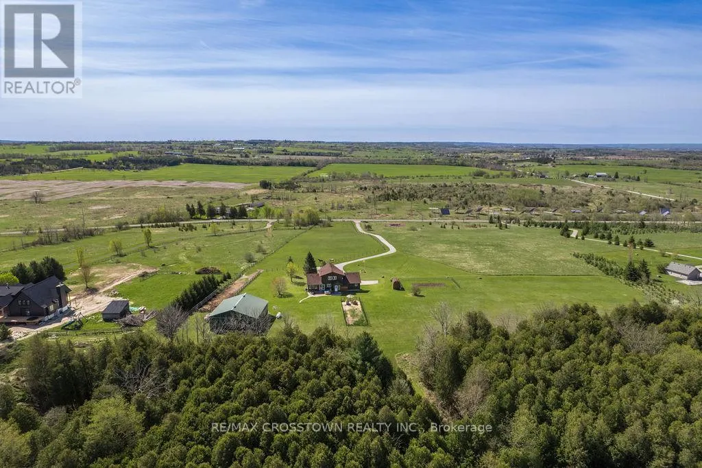 5556 10TH SIDEROAD ROAD