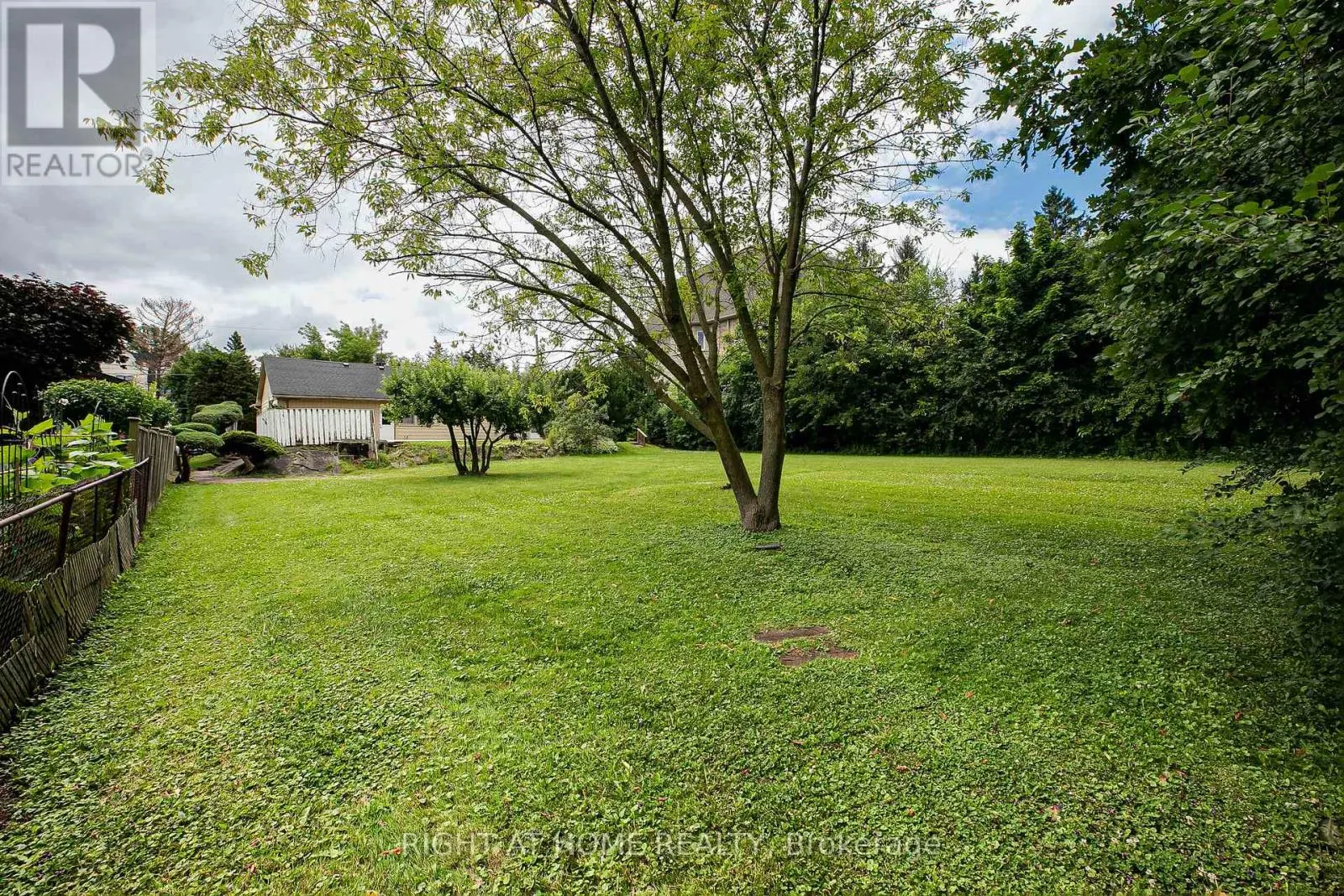 46 ROOSEVELT DRIVE