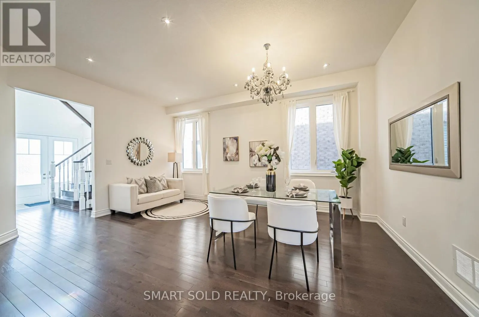36 LAURIER AVENUE