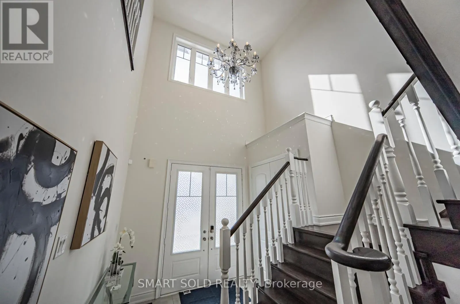 36 LAURIER AVENUE