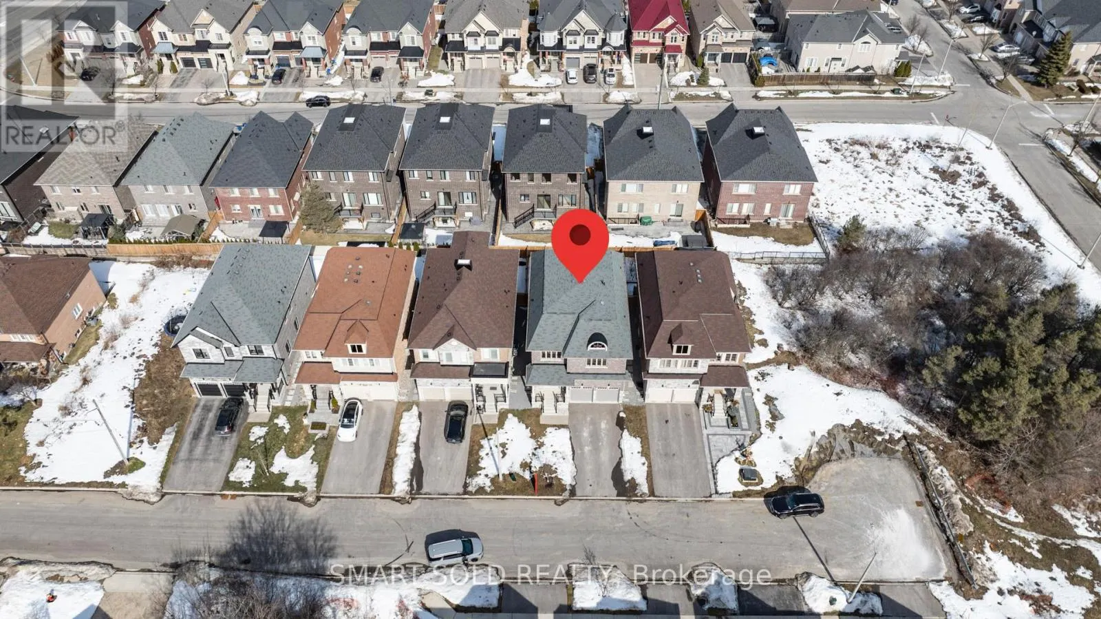 36 LAURIER AVENUE