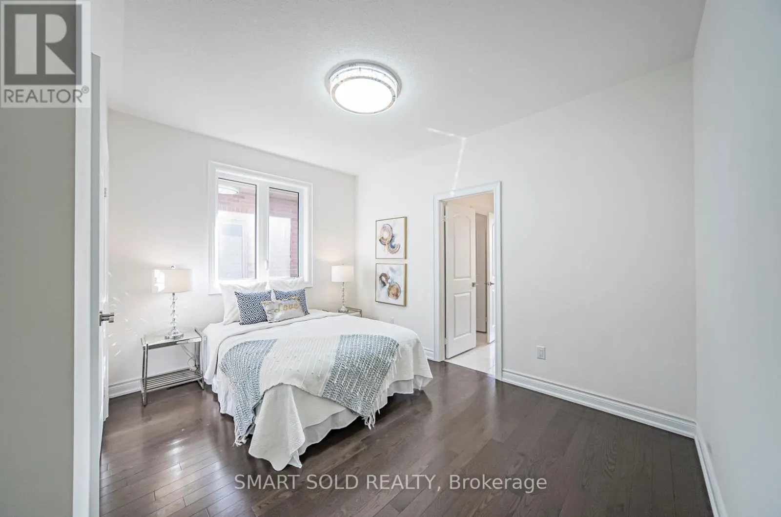 36 LAURIER AVENUE