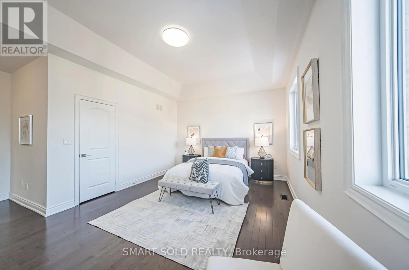 36 LAURIER AVENUE