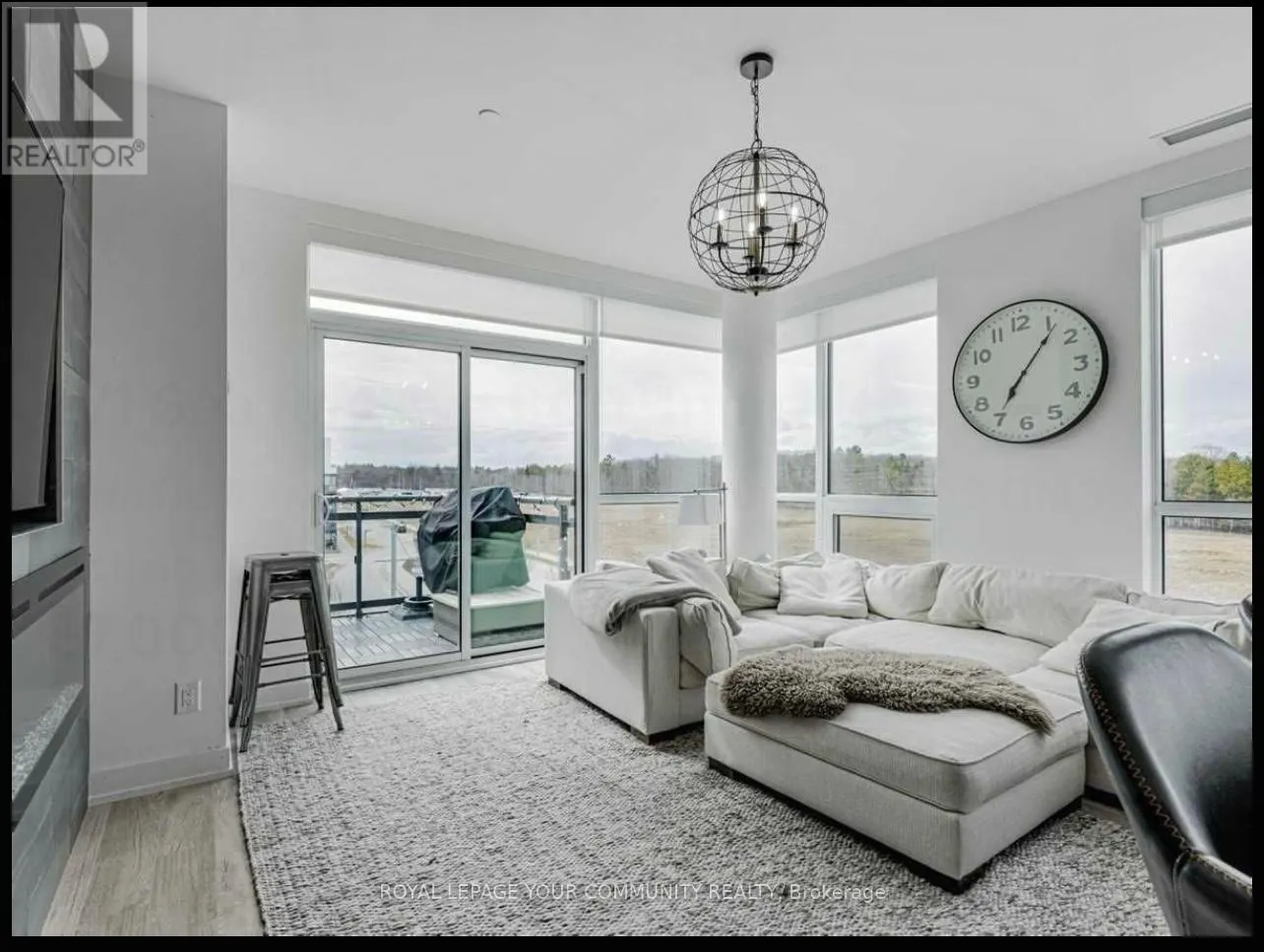 B411 - 271 SEA RAY AVENUE W