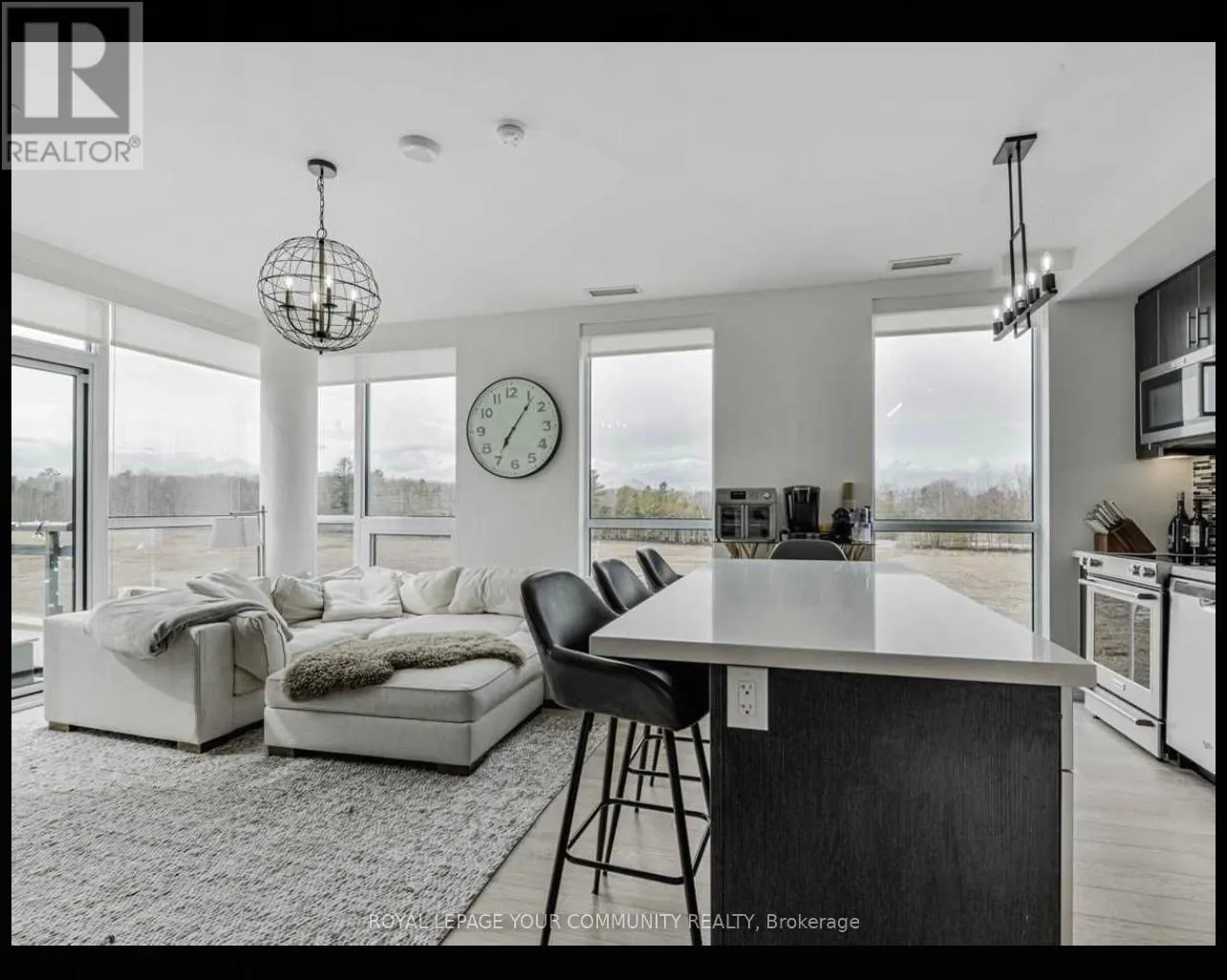 B411 - 271 SEA RAY AVENUE W