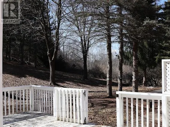8 BLUE GRASS DRIVE