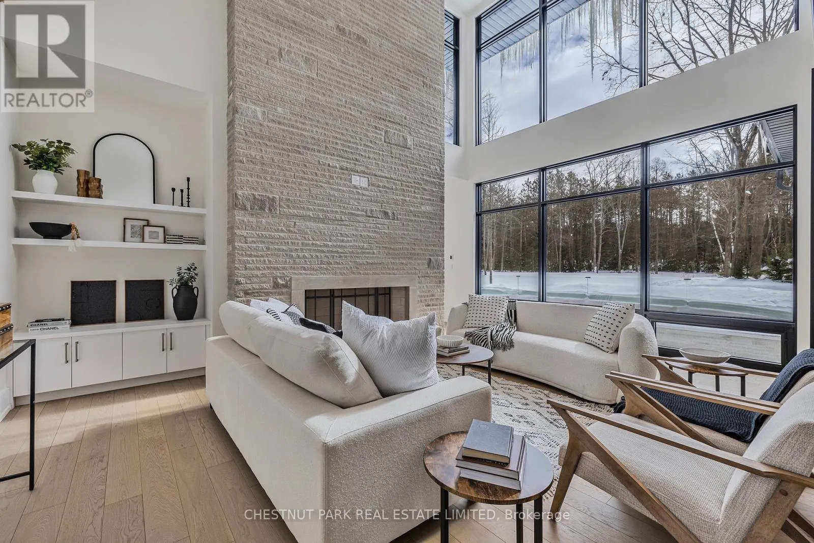 547 OLD STOUFFVILLE ROAD
