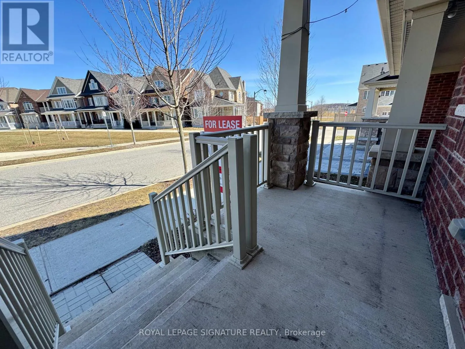 24 DIAMOND JUBILEE DRIVE