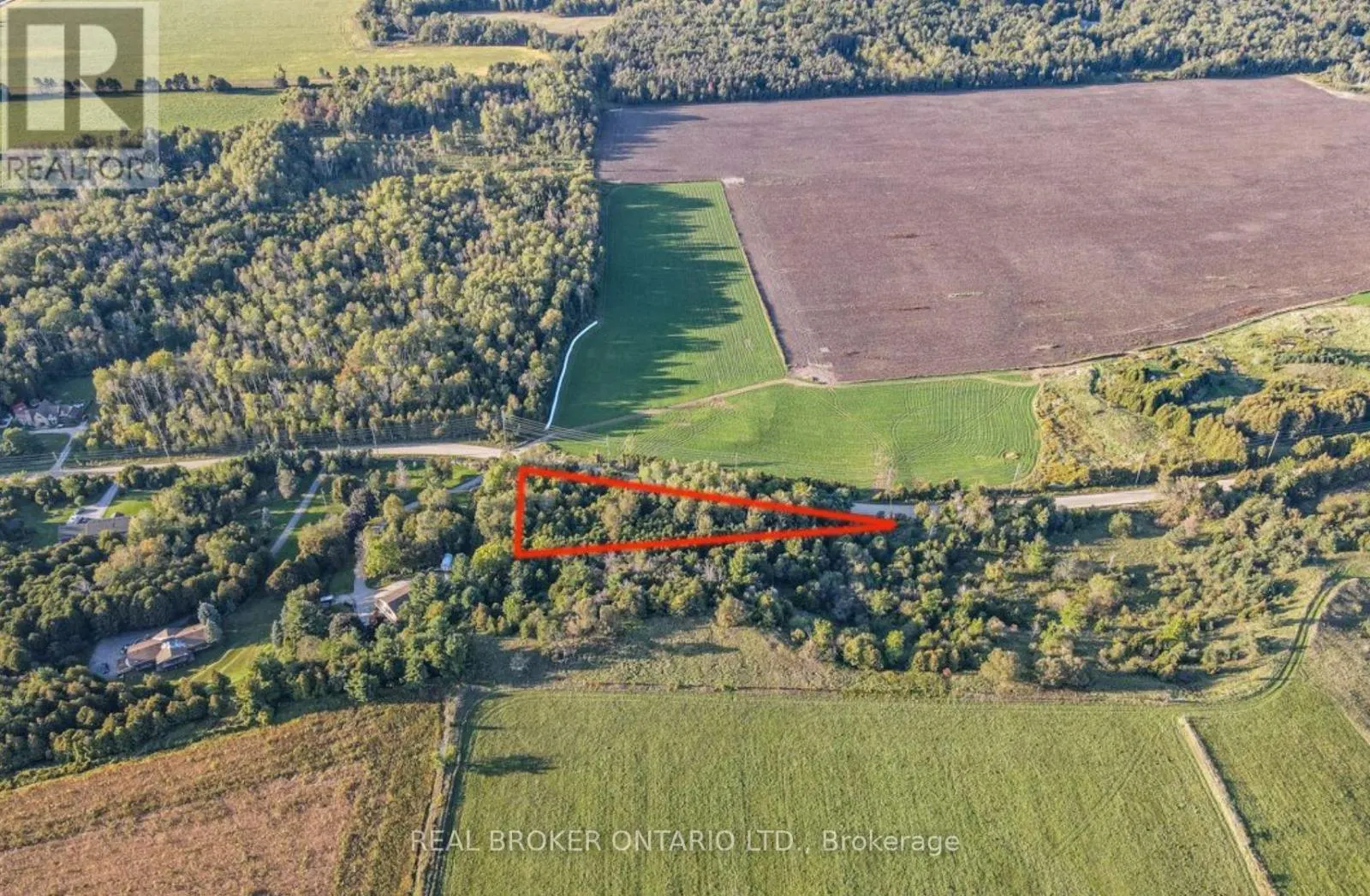 5703 10TH SIDE ROAD