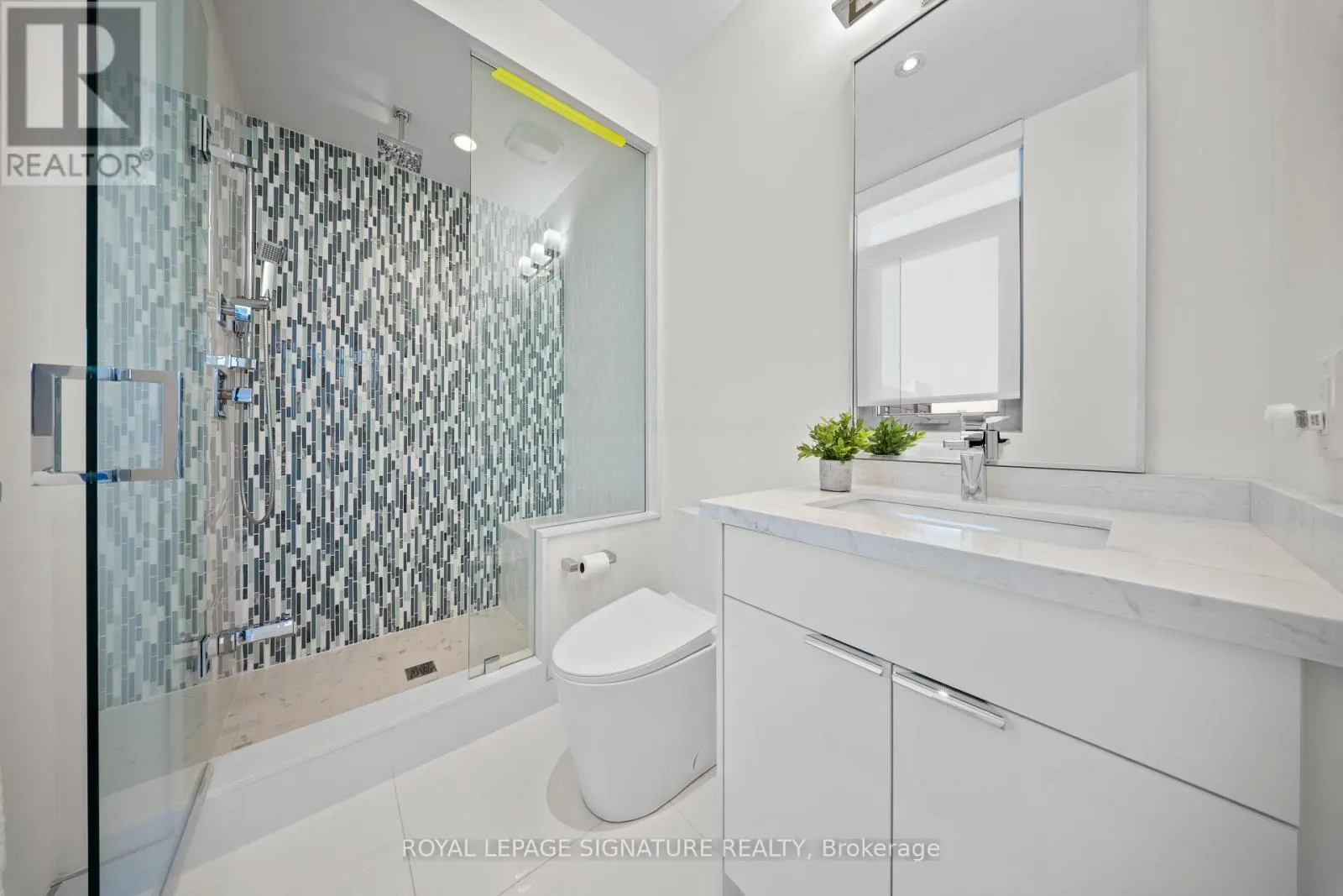 3736 MANGUSTA COURT