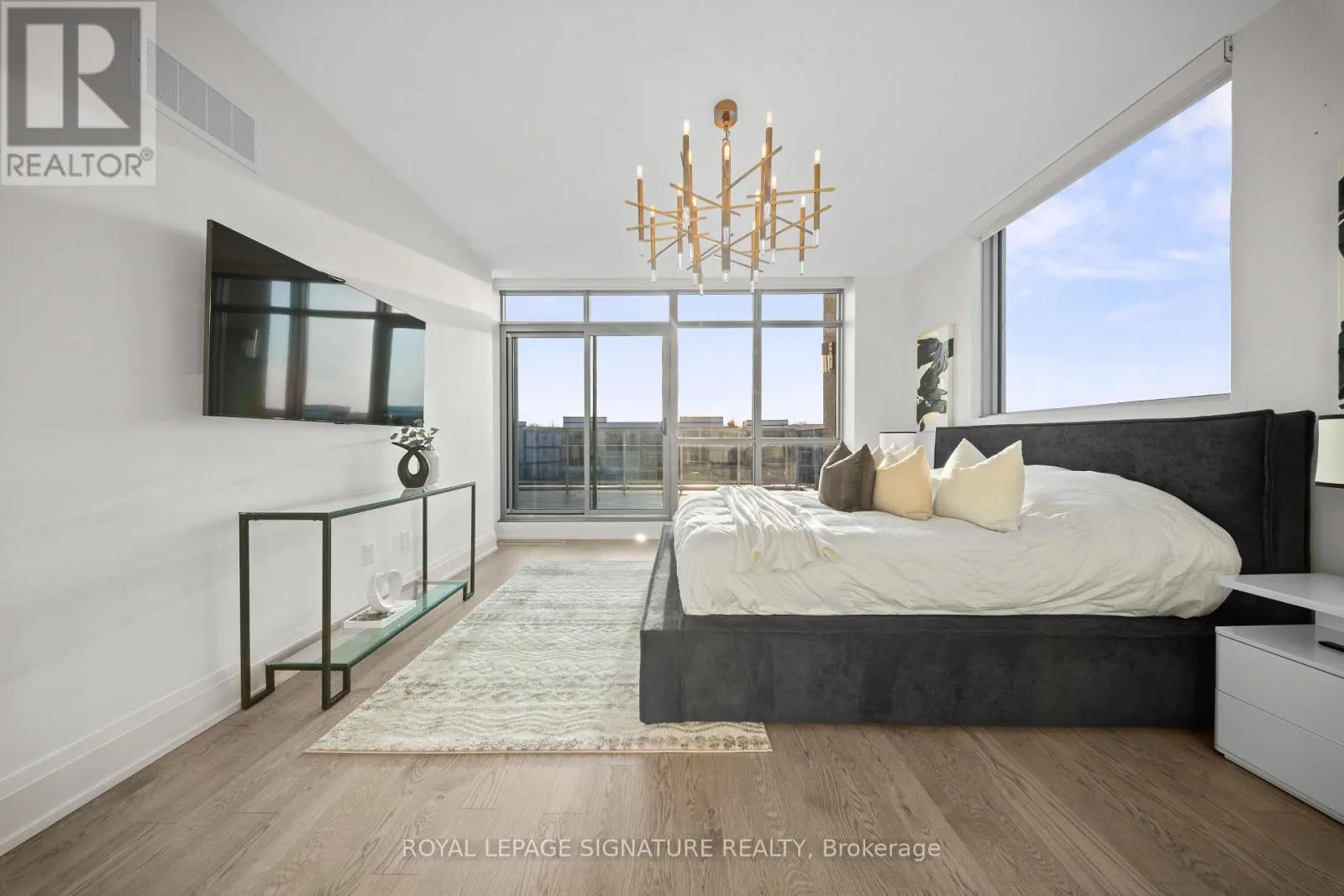 3736 MANGUSTA COURT