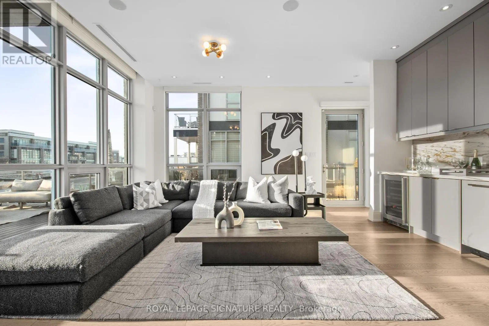3736 MANGUSTA COURT
