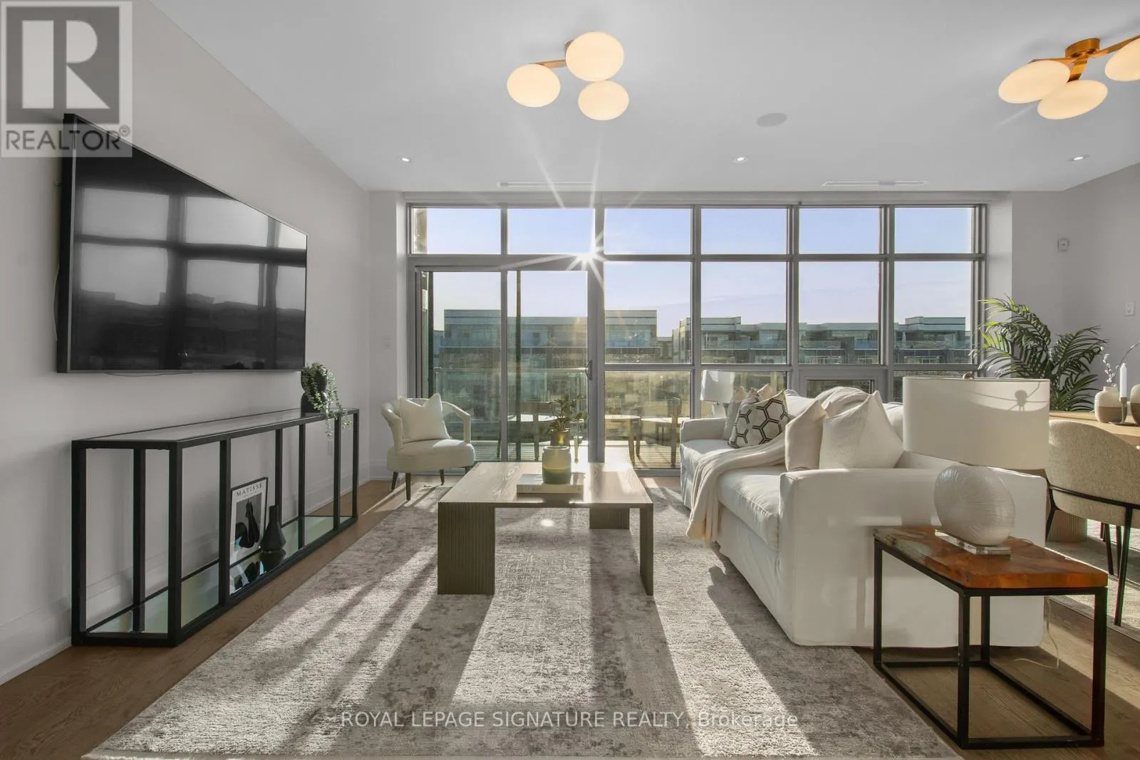 3736 MANGUSTA COURT