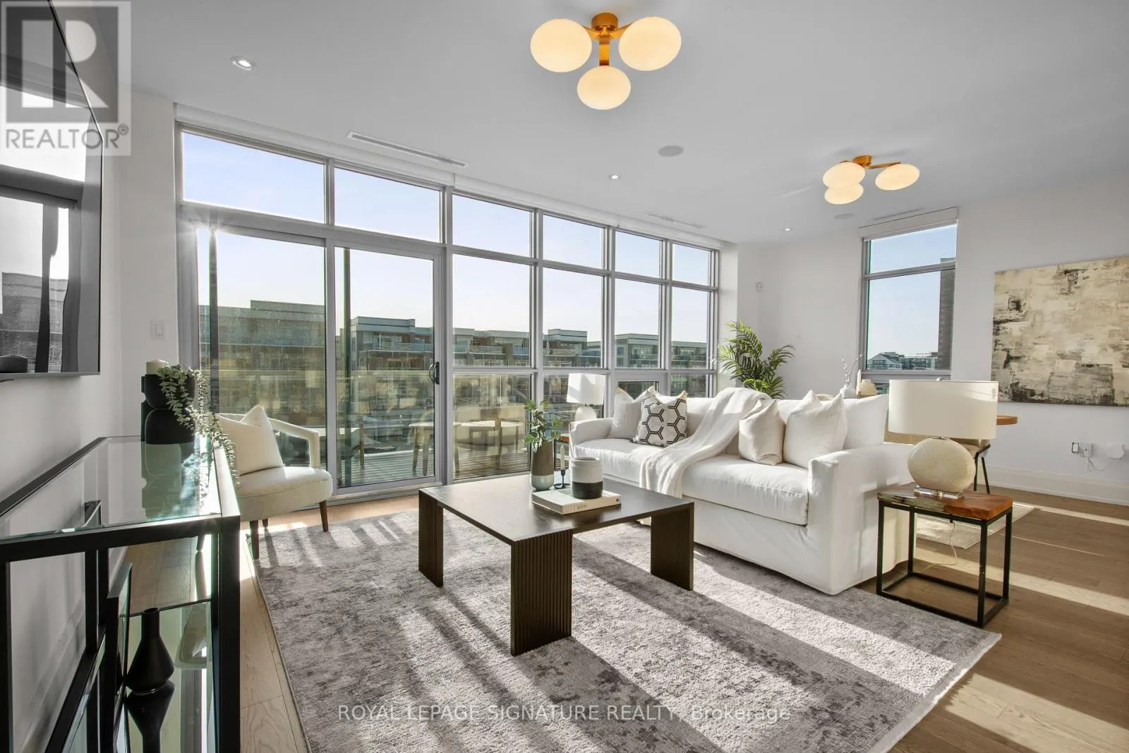 3736 MANGUSTA COURT