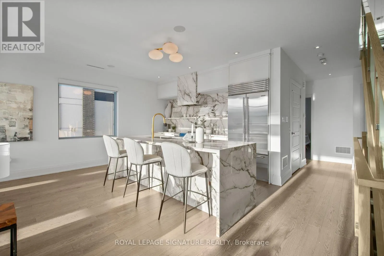 3736 MANGUSTA COURT