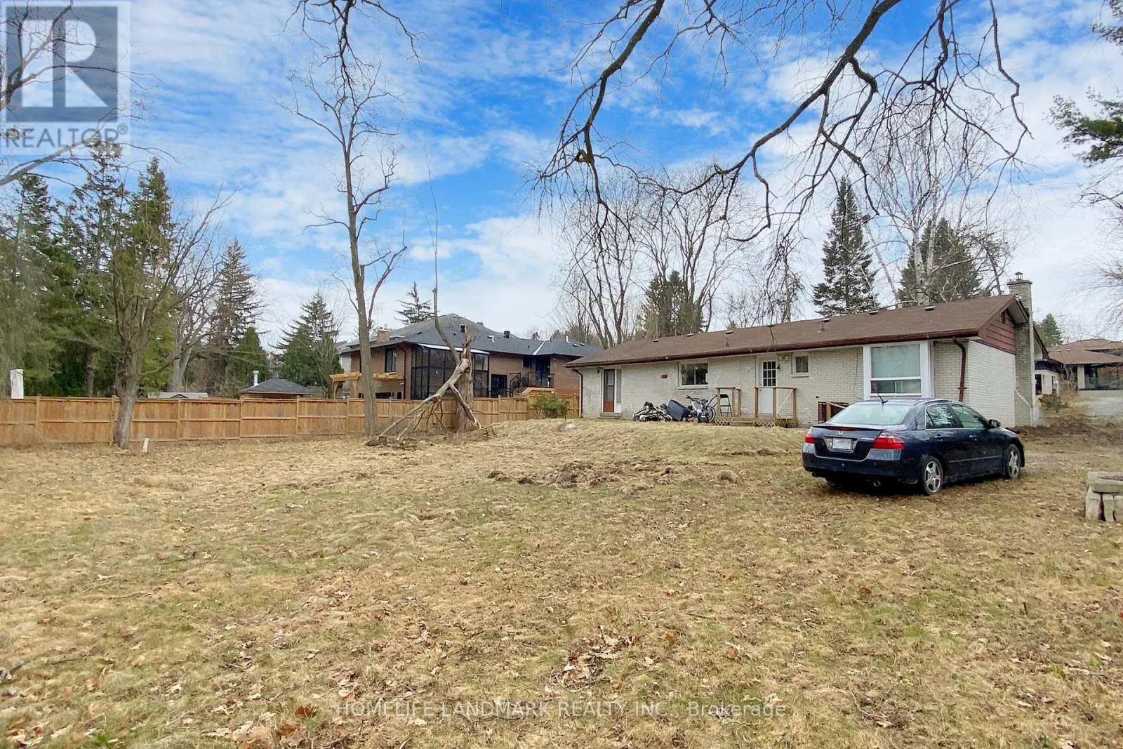 83 SPRUCEWOOD DRIVE